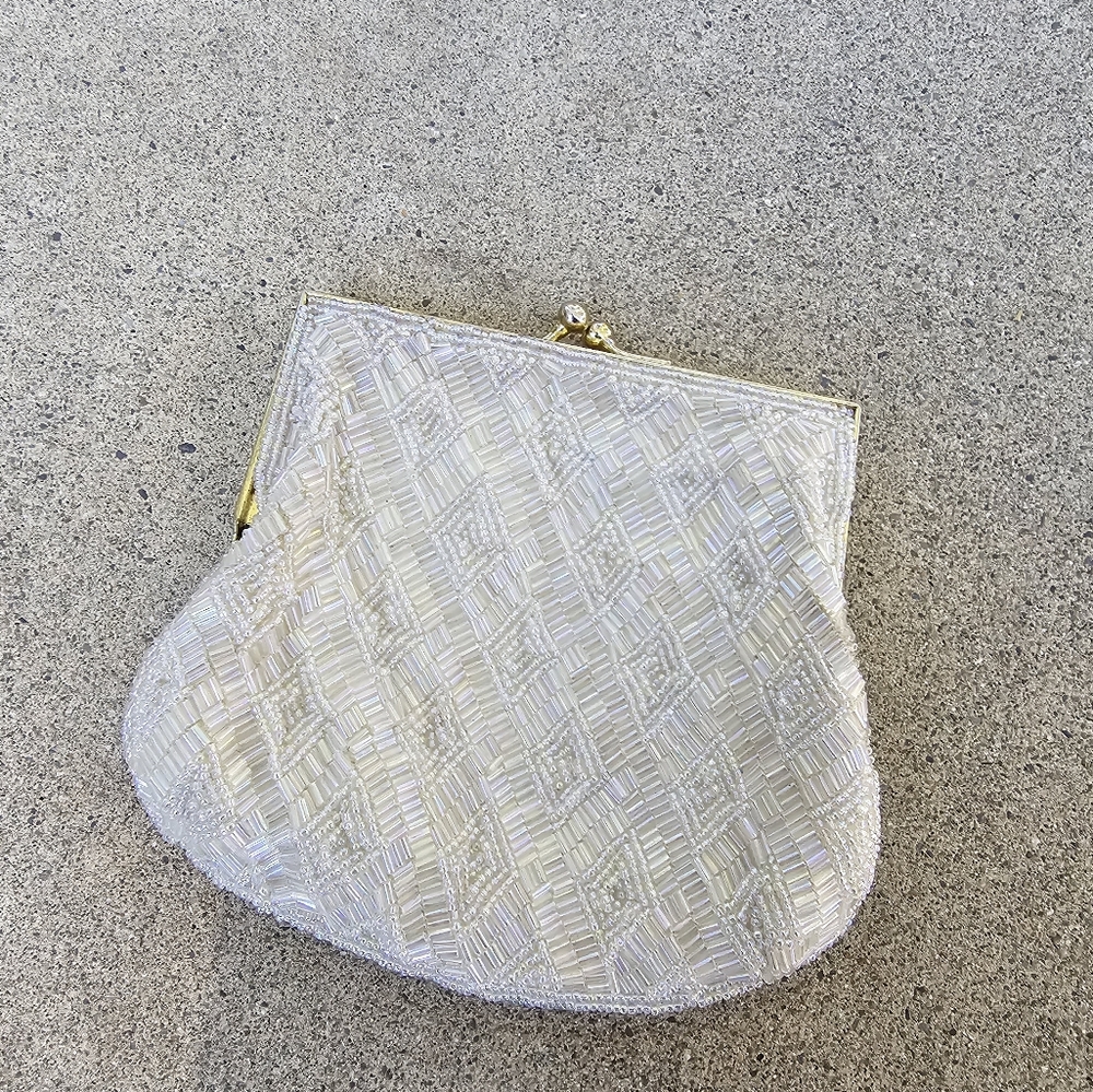 Vintage Regale L TD Beaded mini purse